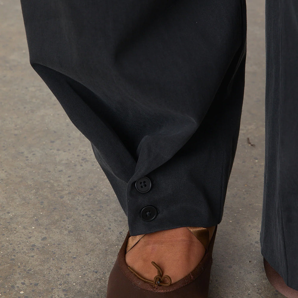 Peachy Den Bardot Tailored Pleat Trouser