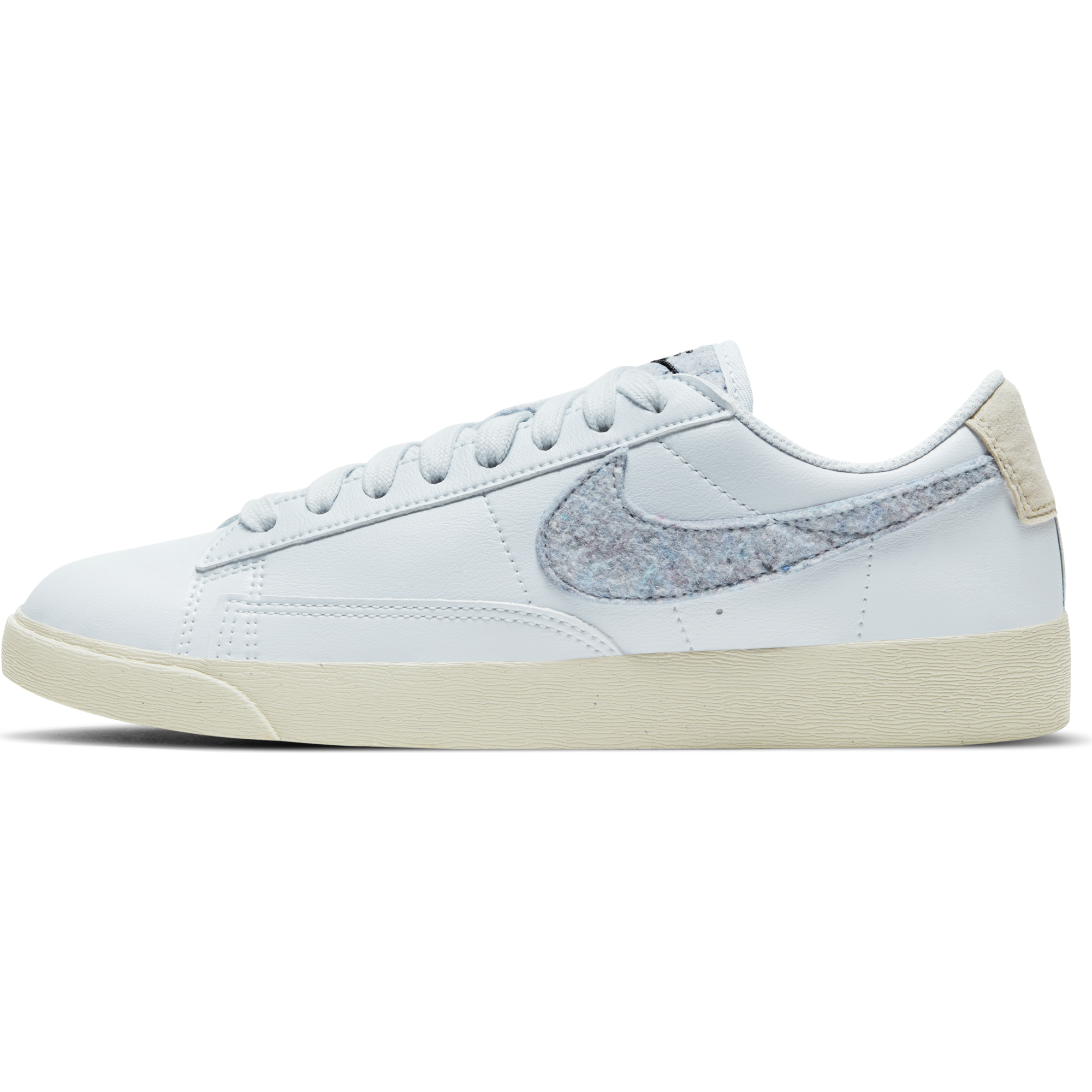 Nike blazer low outlet light blue